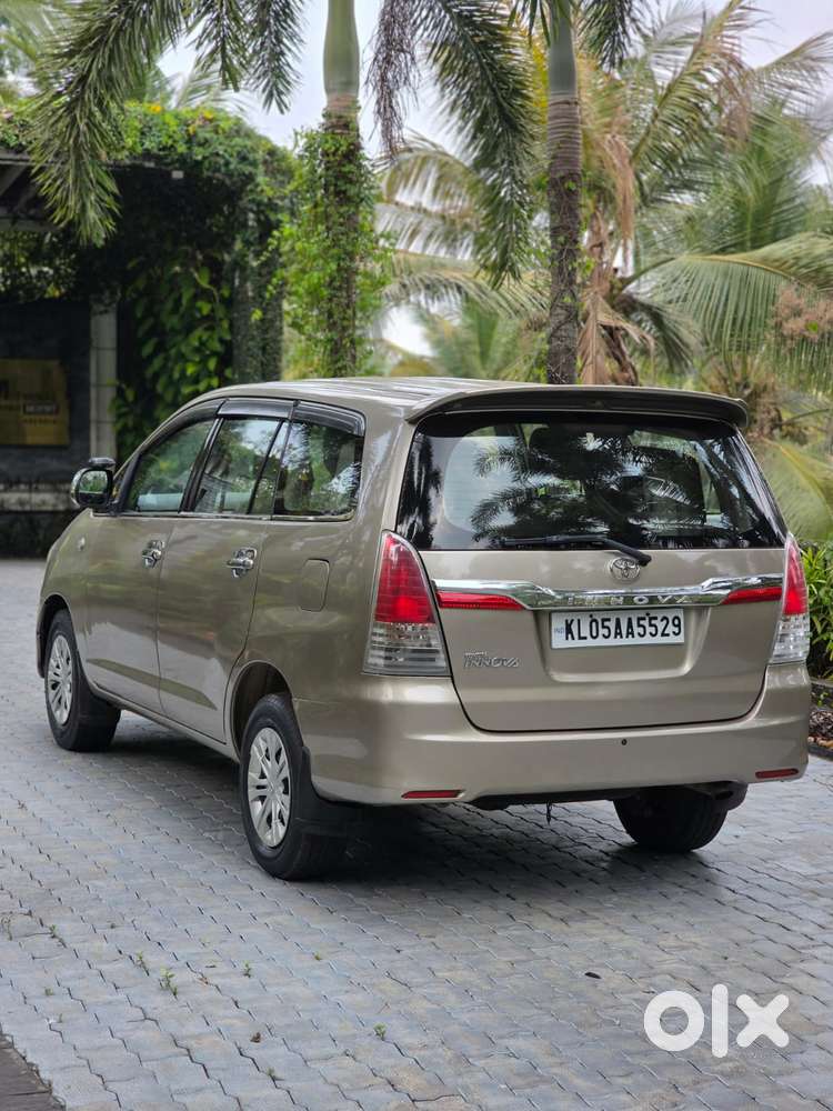 Toyota Innova, 2009, Diesel