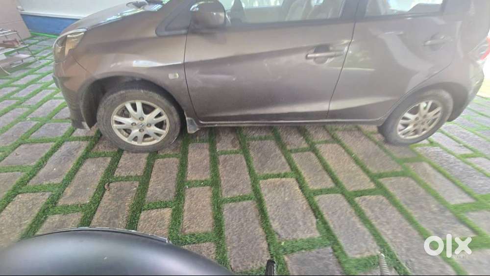 Genuine Proper Service,interiors In Brand New Condition,manuall Gearge