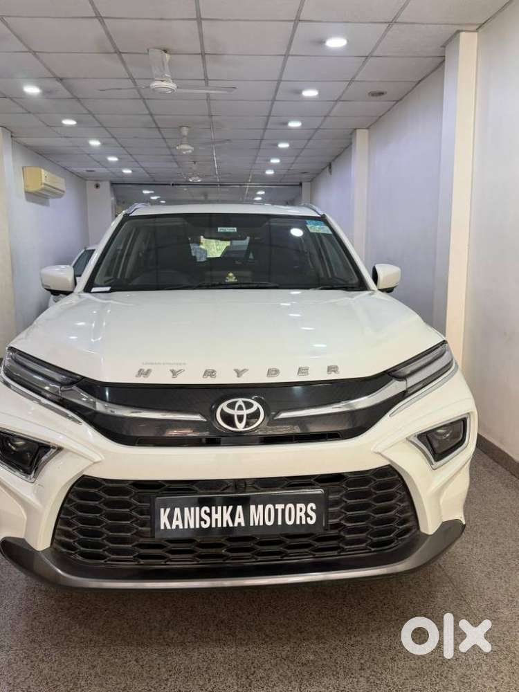 Toyota Urban Cruiser Hyryder 1.5 V Hybrid, 2024, Petrol