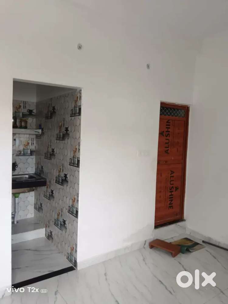 2 bhk room for rent