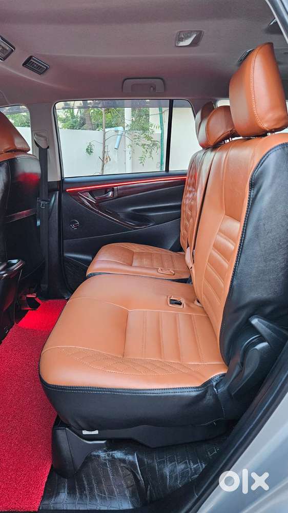 Toyota Innova Crysta 2.4 G Plus Mt 7 Str, 2023, Diesel