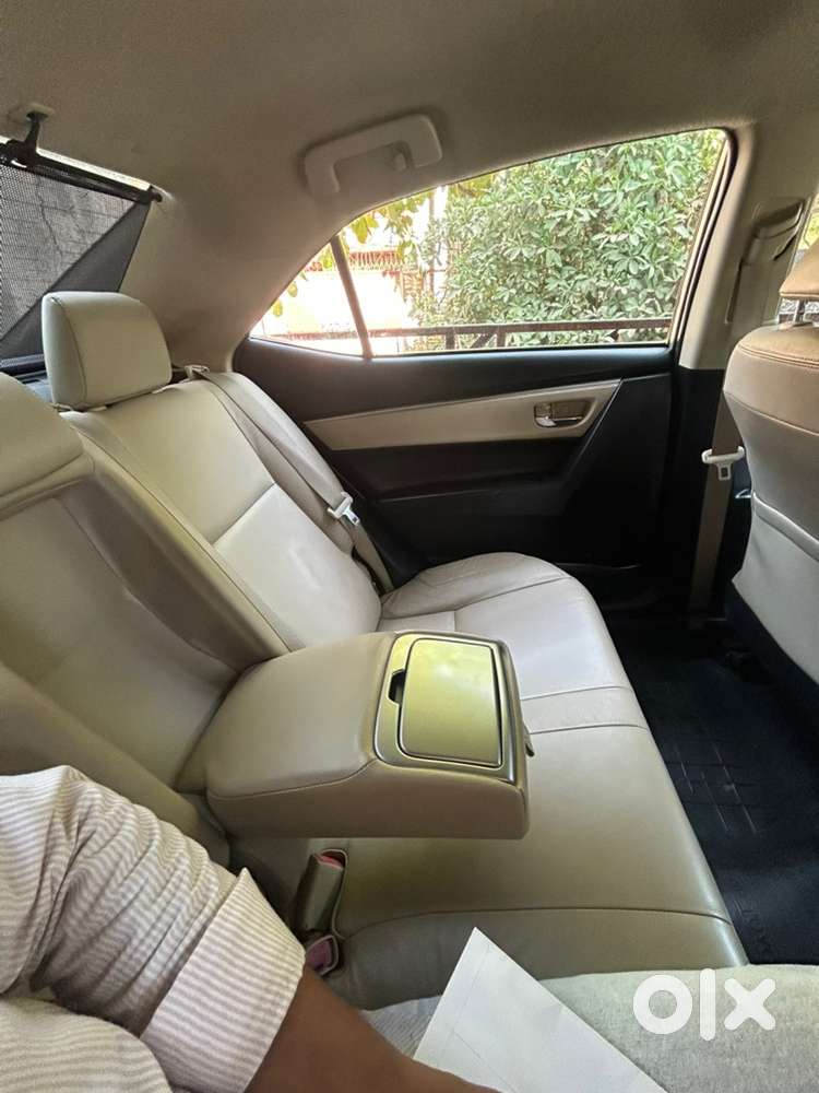 Toyota Corolla Altis 2016