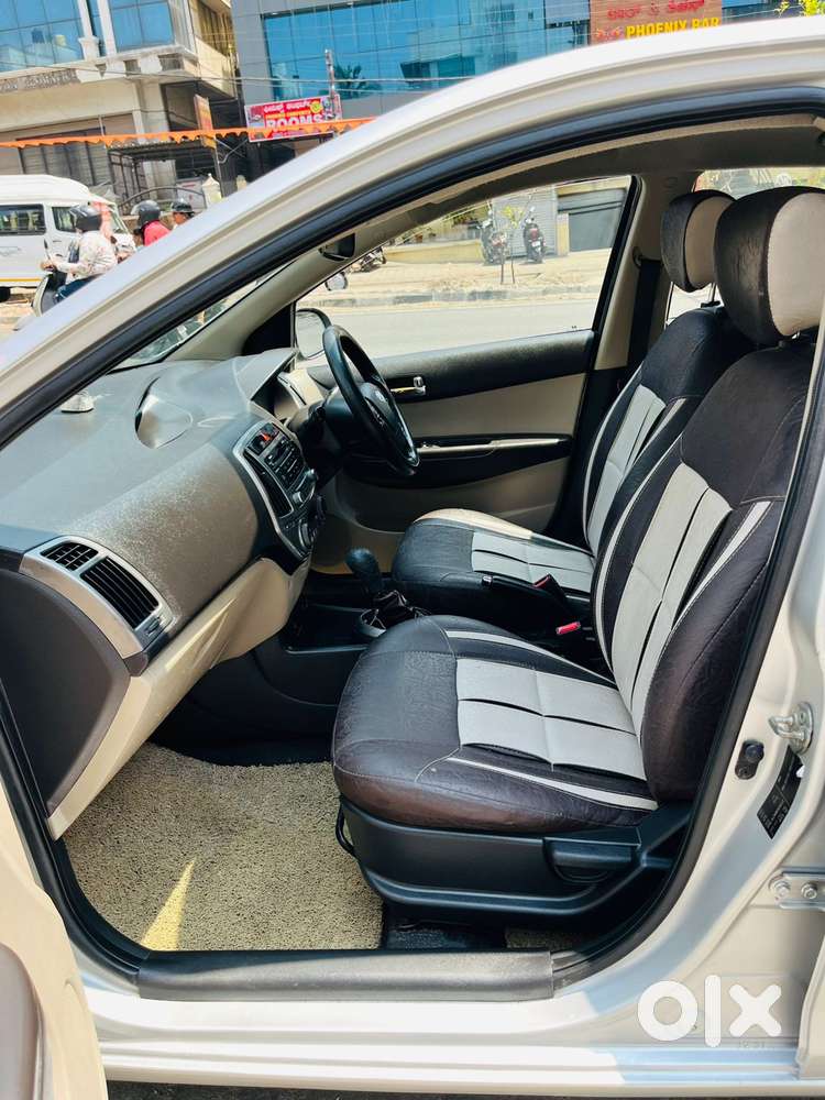 Hyundai I20 1.4 Sportz, 2012, Petrol