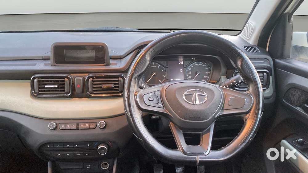 Tata Punch Camo Adventure Mt, 2022, Petrol