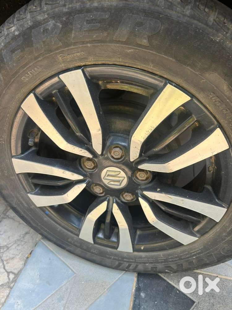 Maruti Suzuki Vitara-brezza 2017 Diesel Well Maintained