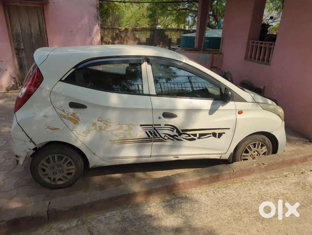 Hyundai Eon 2013 Petrol 126250 Km Driven