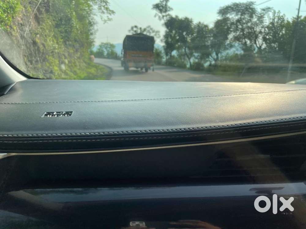 Toyota Innova Crysta Diesel 2021