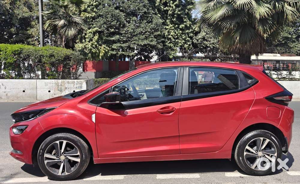 Tata Altroz 1.2 Xza Petrol Dct, 2022, Petrol