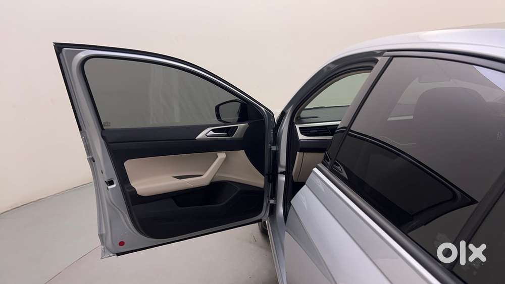 Volkswagen Virtus Highline Plus 1.0 Tsi At, 2023, Petrol