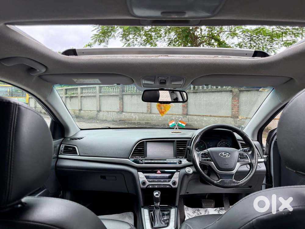 Hyundai Elantra Sx At, 2019, Petrol