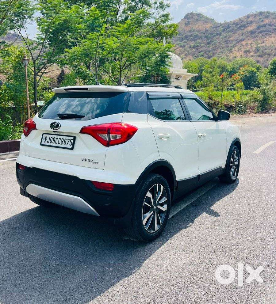 Mahindra Xuv300 W8, 2021, Petrol