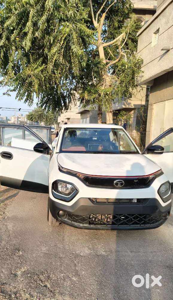 Tata Punch Icng 2025