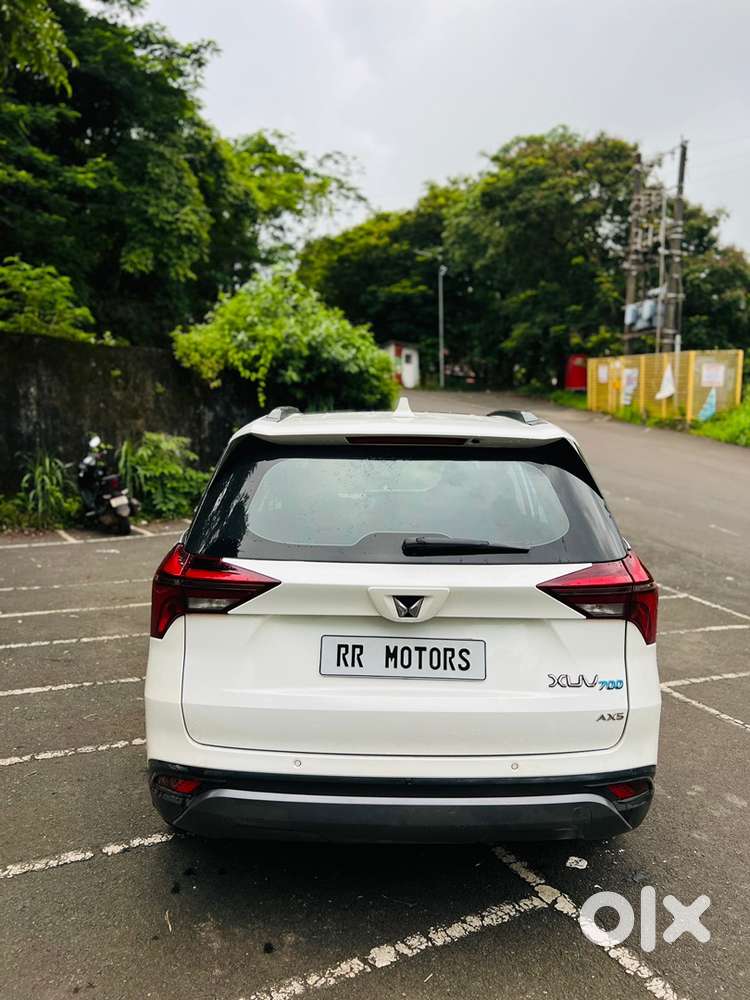 Mahindra Xuv700 Ax5 Petrol Mt — 2021 Ga