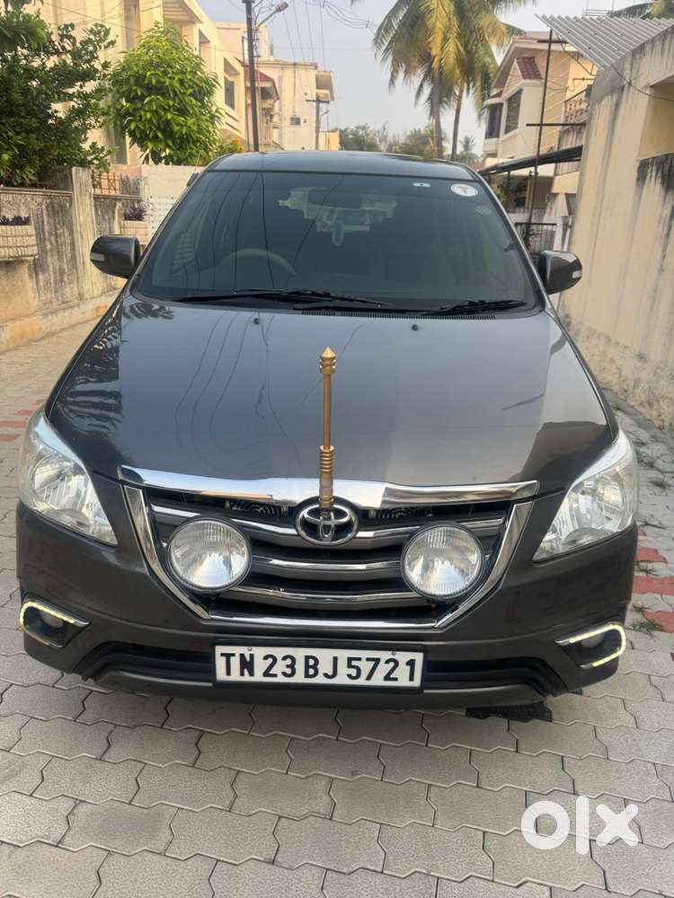 Toyota Innova 2.5 V 8 Str, 2014, Diesel