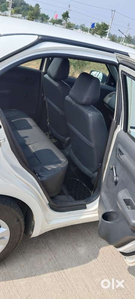 Maruti Suzuki Swift Dzire Tour Ldi, 2015, Diesel