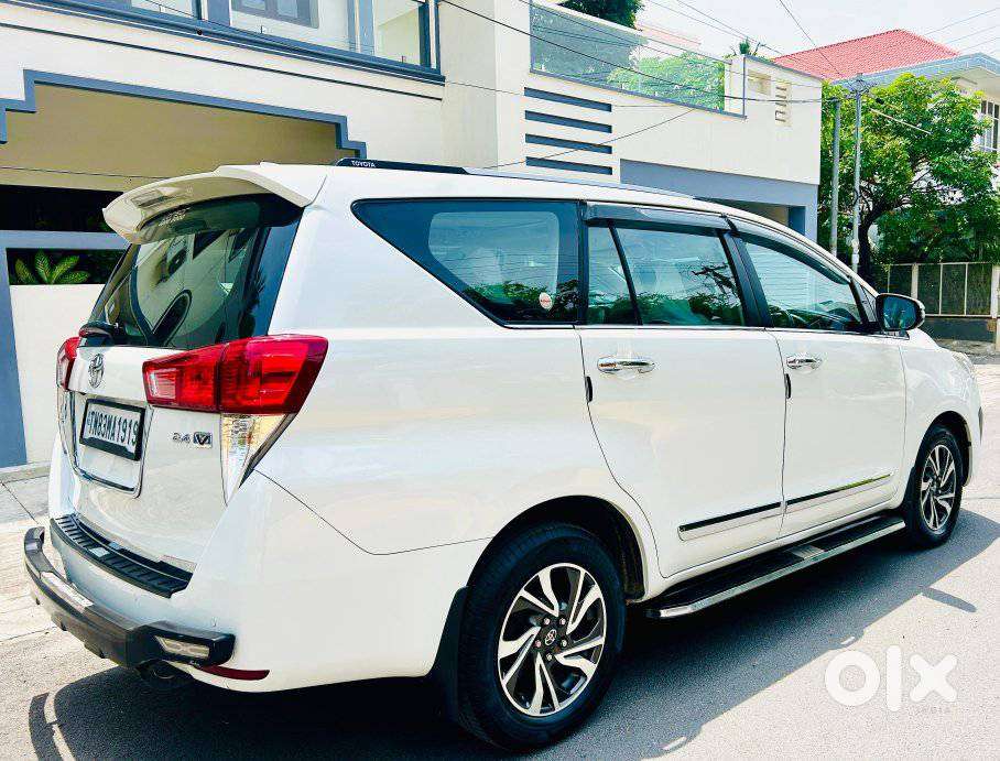 Toyota Innova Crysta 2.4 V 7 Str, 2021, Diesel