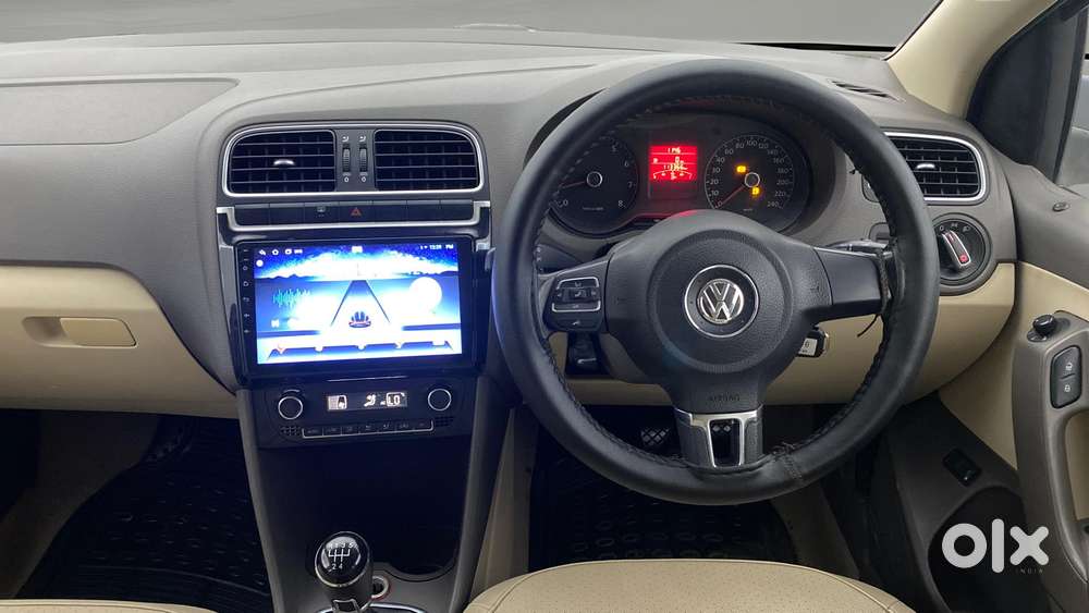 Volkswagen Vento 2010-2013 Petrol Highline, 2013, Petrol
