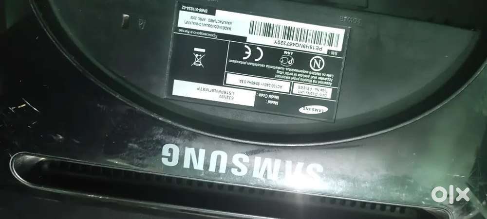 GOOD CONDITION AND BUTTON ALSO WORKING IT 19,4 INCH AND PRICE 3,500