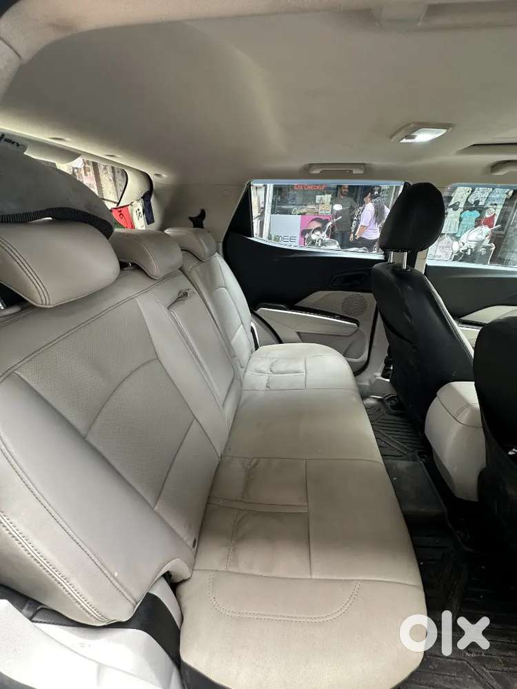 Mahindra Xuv300 Turbosport 2023 Diesel Well Maintained W6sunroof