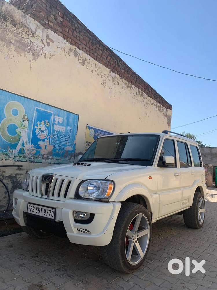 Mahindra Diesel Car 2013