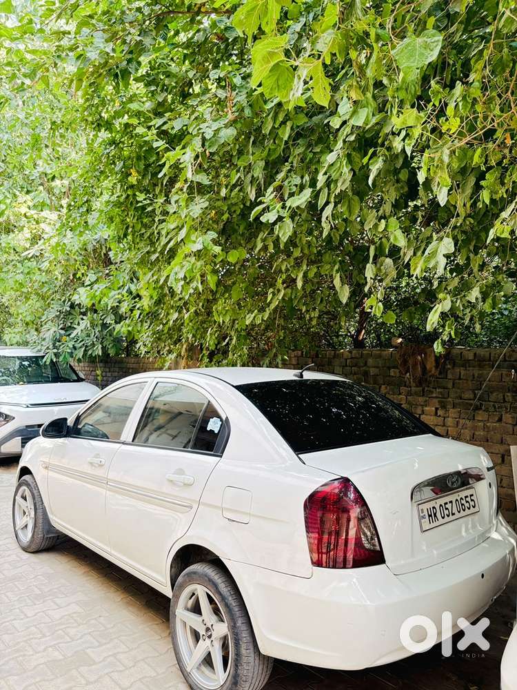 Hyundai Verna Petrol Manual 2009