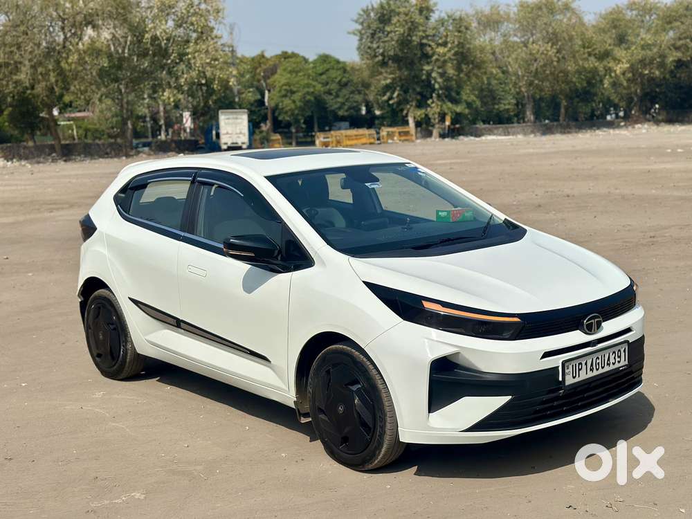 Tata Altroz 1.2 Xza Plus, 2025, Petrol