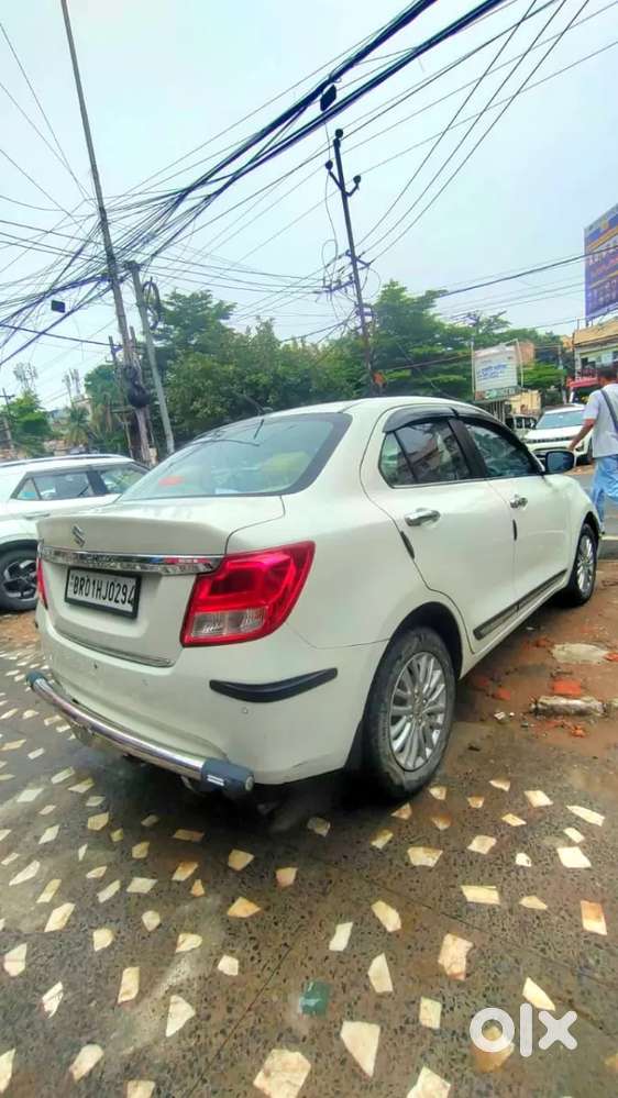 Maruti Suzuki Dzire 1.2 Zxi, 2023, Petrol