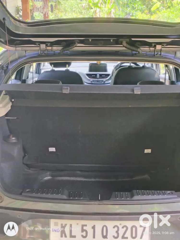 Tata Altroz 2021 Petrol 22000 Km Driven