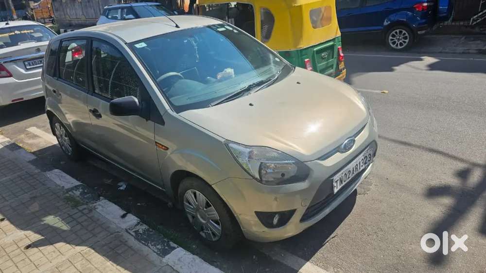 Ford Figo Petrol Lxi 2012
