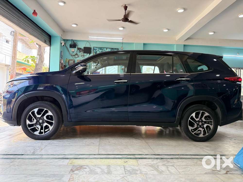 Maruti Suzuki Invicto Alpha Plus 7str, 2023, Petrol