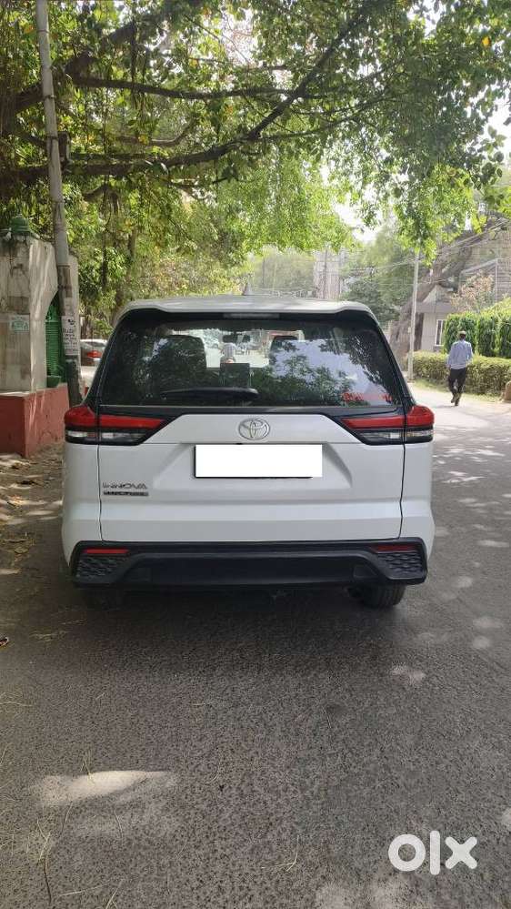 Toyota Innova Hycross 2.0 Gx 7 Str, 2025, Diesel