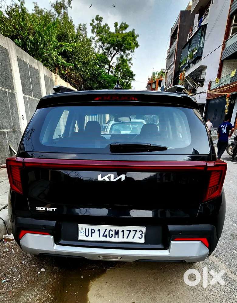 Kia Sonet 2025 Petrol 30000 Km Driven
