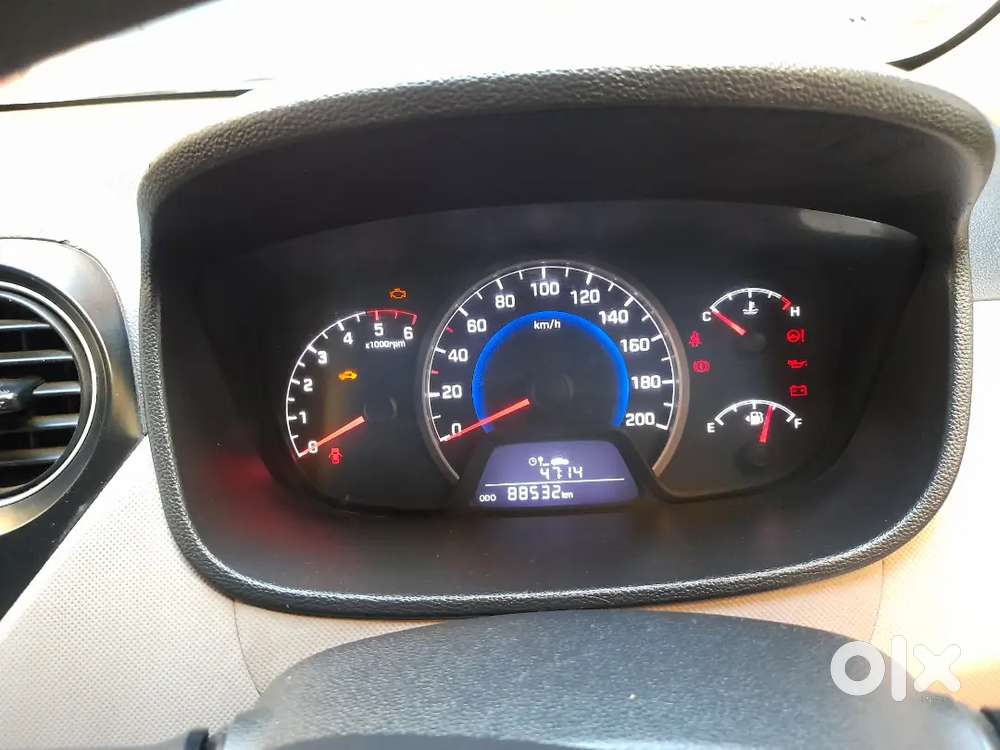 Hyundai Grand I10 2013 Diesel Well Maintained