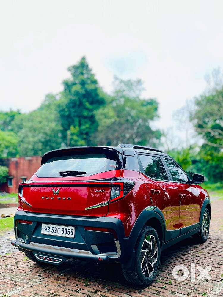Mahindra Xuv 3xo, 2025, Petrol