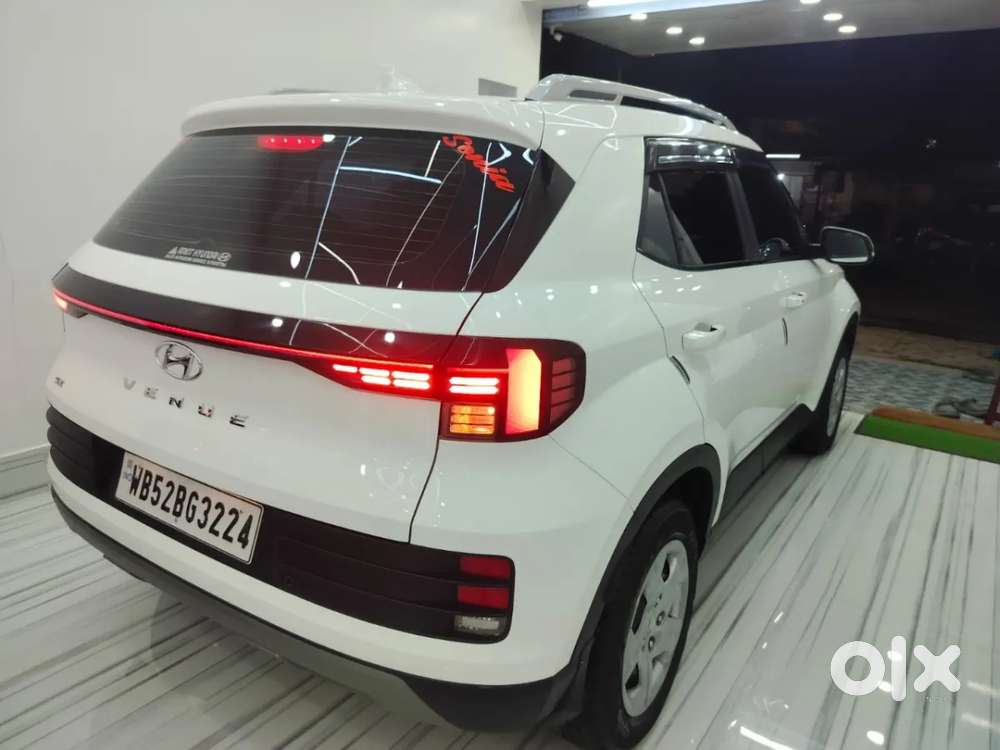 Hyundai Venue Sx, 2022, Petrol