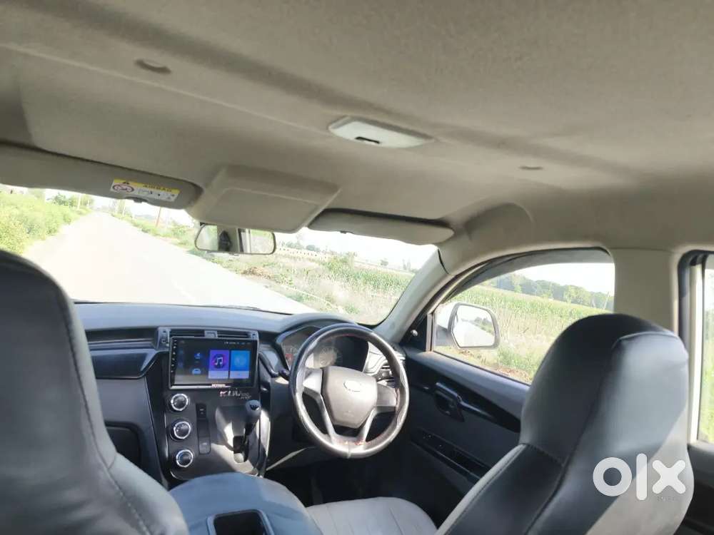 Mahindra Kuv Disel Fst Owner 2020 Modal All Papers New Condition.