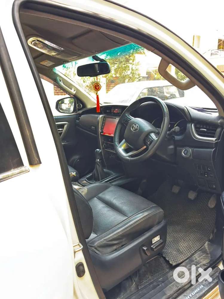 Toyota Fortuner Legender 2022