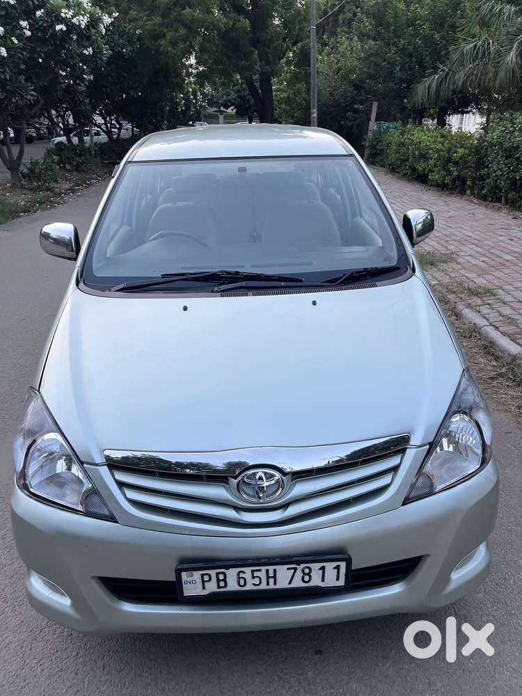 Toyota Innova 2.5 Vx (diesel) 7 Seater Bs Iv, 2009, Diesel