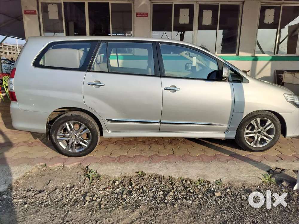 Toyota Innova 2014 Diesel Well Maintained