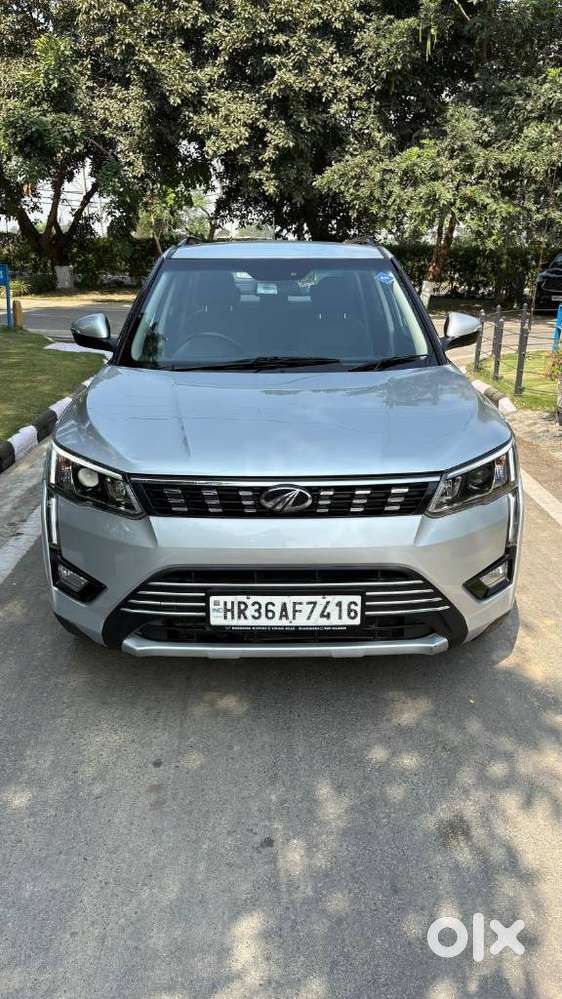 Mahindra Xuv300 W8 Option Dual Tone, 2019, Petrol