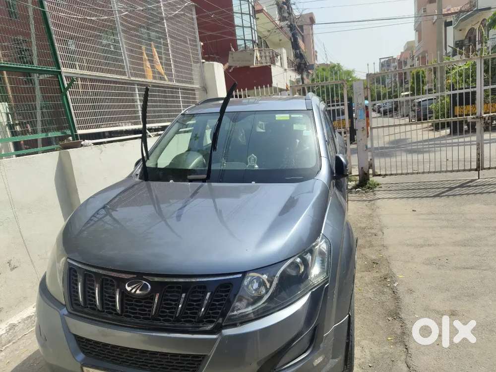 Mahindra Xuv500 Diesel 2017 Excellent Condition Single Owner