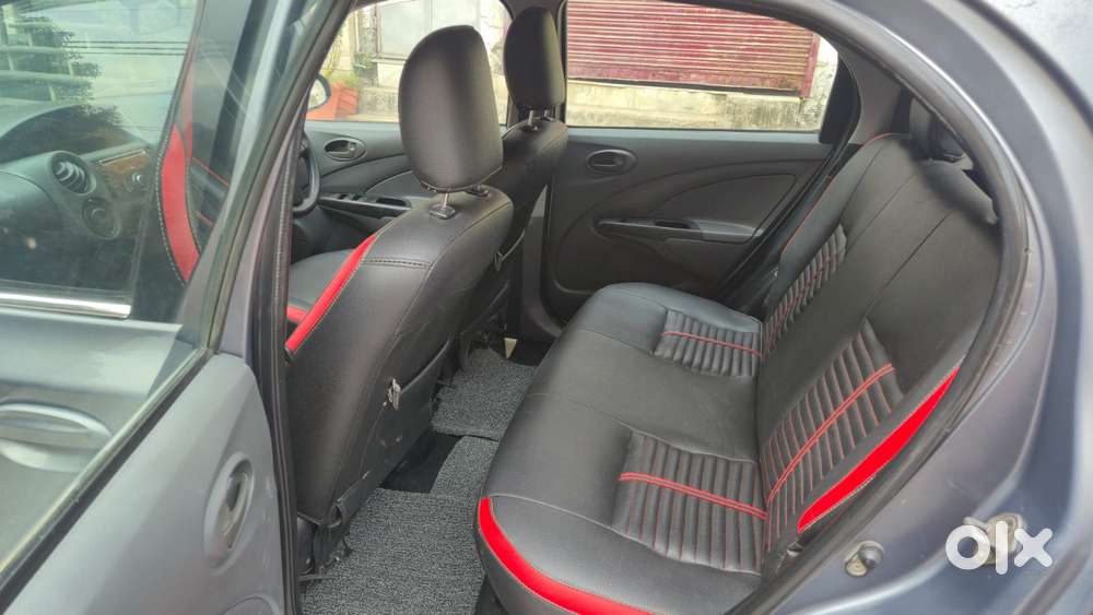 Toyota Etios Liva G Exclusive, 2013, Petrol