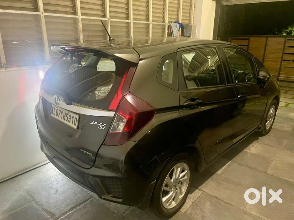Honda Jazz 2016 Diesel Well Maintained