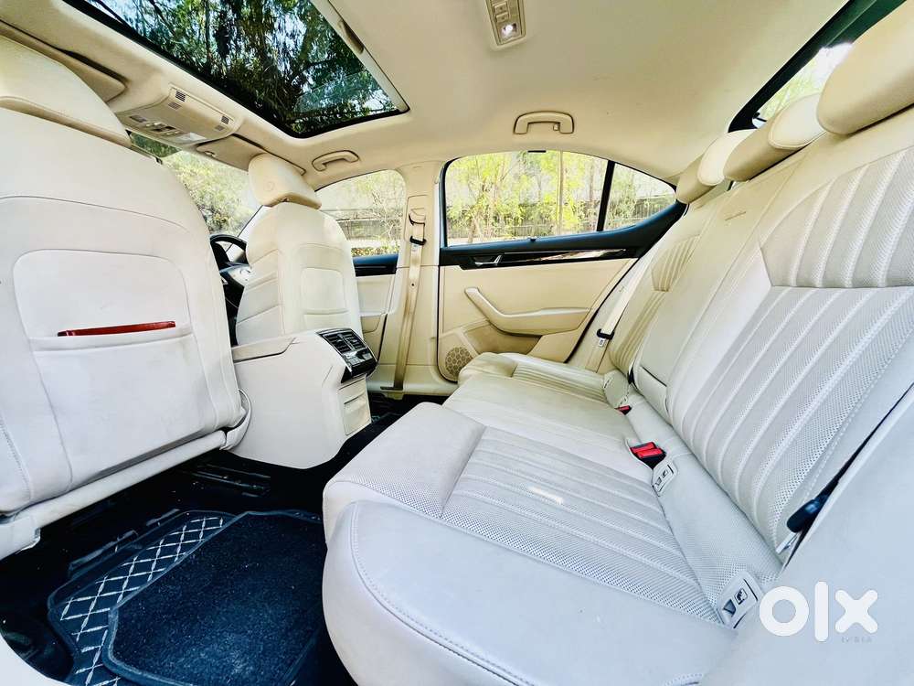 Skoda Superb 2.0 Tsi At L&k, 2019, Petrol