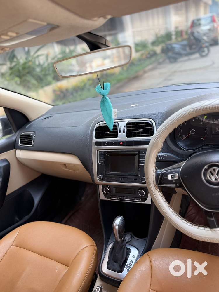 Volkswagen Ameo 1.5 Tdi Highline At 16 Alloy, 2017, Diesel