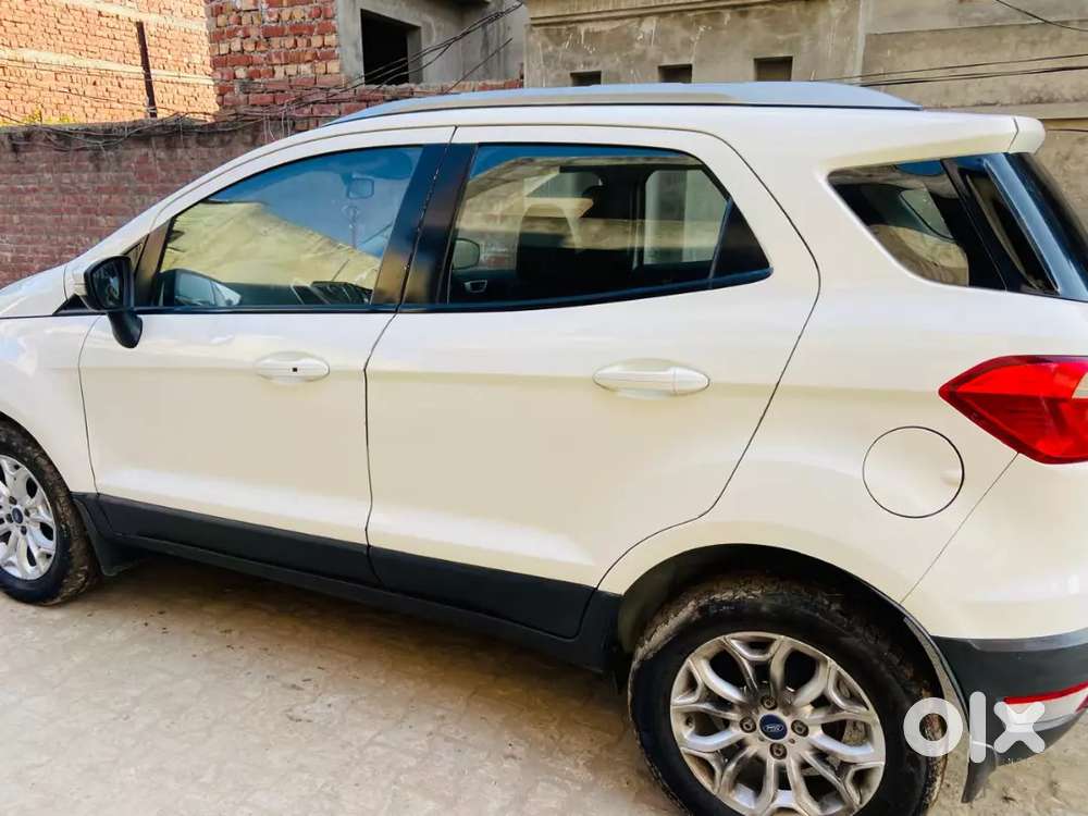 Ford Ecosport 2014 Diesel 123000 Km Driven Full New Condition