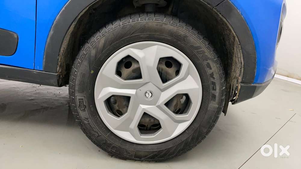 Tata Nexon 1.2 Revotron Xm, 2020, Petrol
