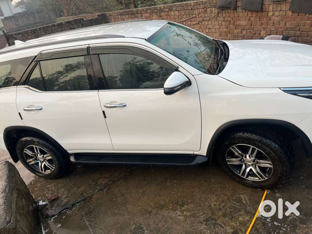 Toyota Fortuner 2023 Diesel