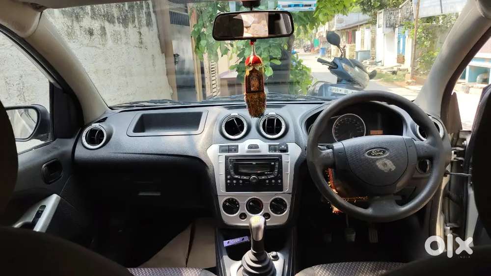 Ford Figo 1.2 Petrol 2010