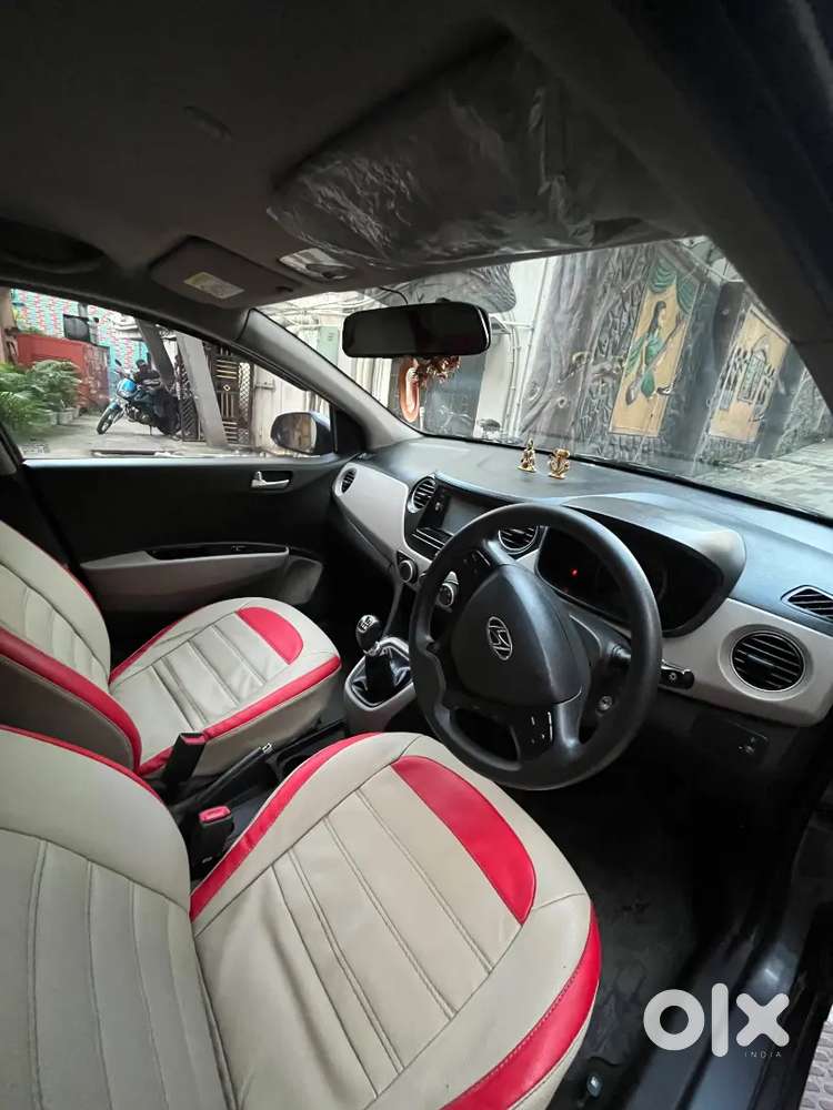 Hyundai Grand I10 Sportz 2017 Well Maintained